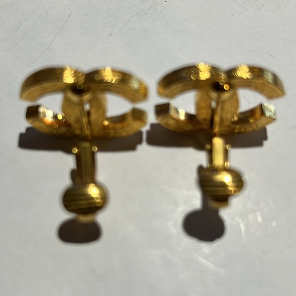 Chanel crystal logo earrings - Picture 3 of 6